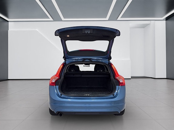 Volvo V60 13 of 14