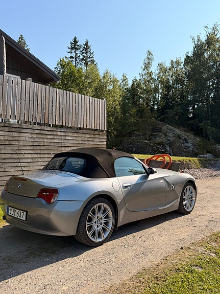 BMW Z4 2 of 10