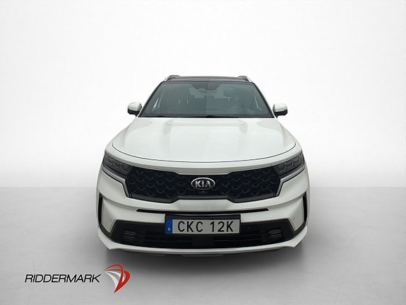 Kia Sorento 2 of 30