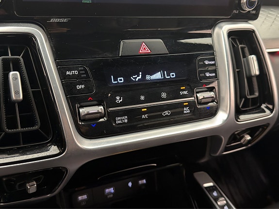 Kia Sorento 28 of 30