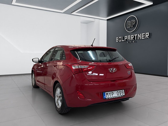 Hyundai i30 6 of 15