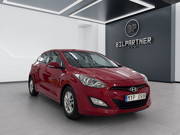 Hyundai i30 3 of 15