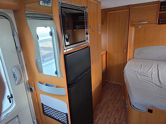 CI RIVIERA 95P 8 of 13