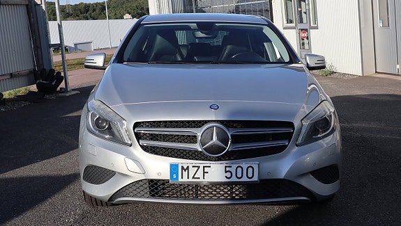 Mercedes-Benz A180 14 of 15