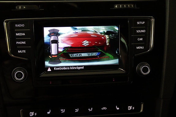 Volkswagen Golf VII 12 of 14