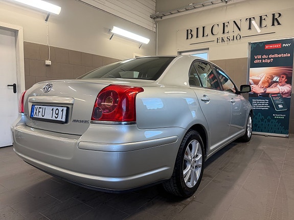 Toyota Avensis 4 of 13
