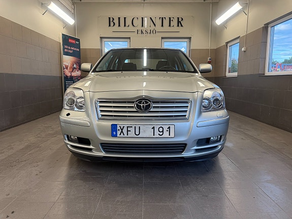 Toyota Avensis 5 of 13