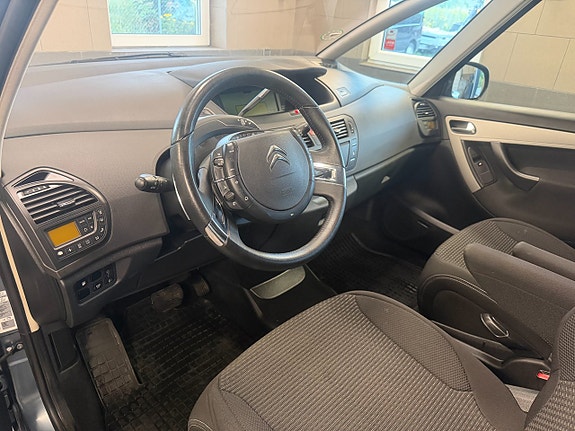 Citroen C4 Picasso 8 of 14