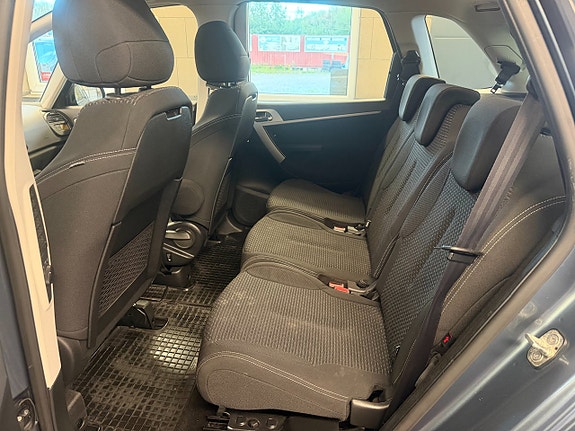 Citroen C4 Picasso 9 of 14