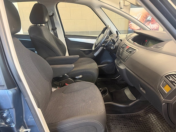 Citroen C4 Picasso 11 of 14