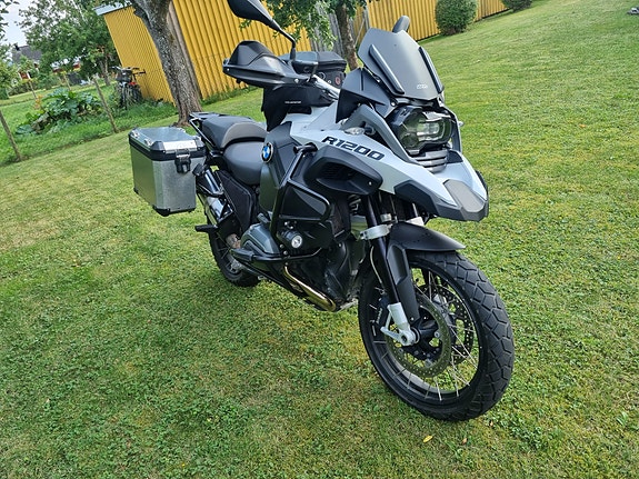 BMW R 1200 GSA 4 of 4