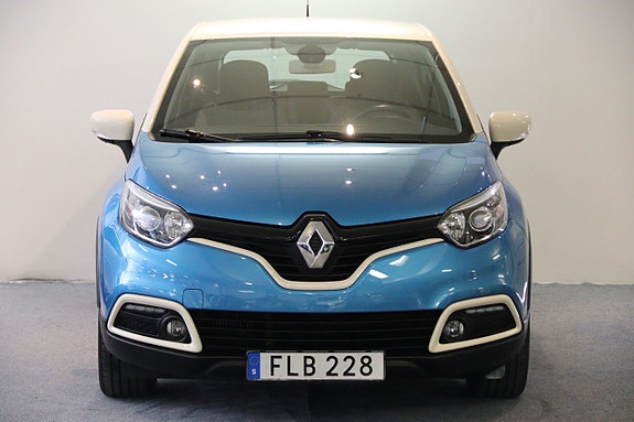 Renault Captur 2 of 14