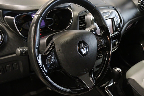 Renault Captur 11 of 14