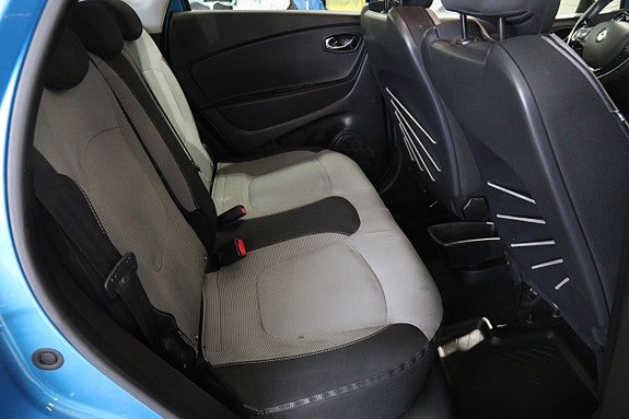 Renault Captur 10 of 14