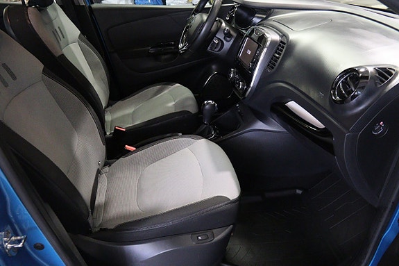 Renault Captur 9 of 14