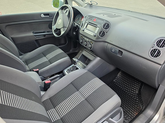 Volkswagen Golf Plus 16 of 20