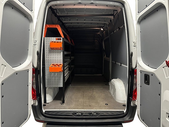 Mercedes-Benz eSprinter 312 13 of 18