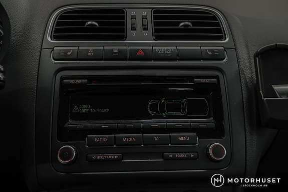 Volkswagen Polo 14 of 16