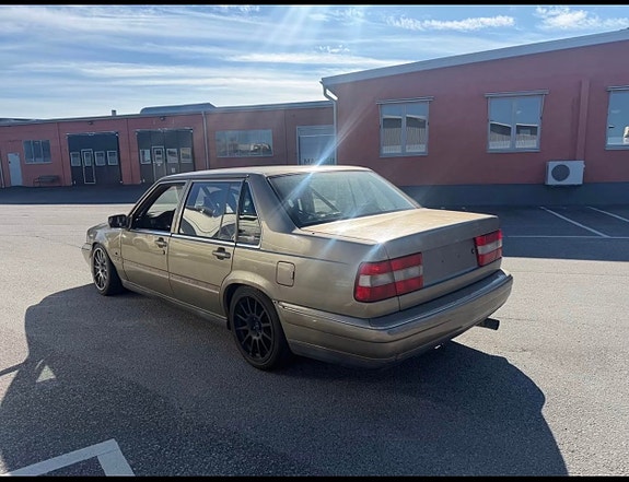Volvo 960 4 of 7