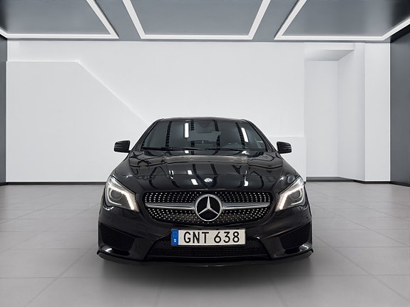 Mercedes-Benz CLA220 3 of 15