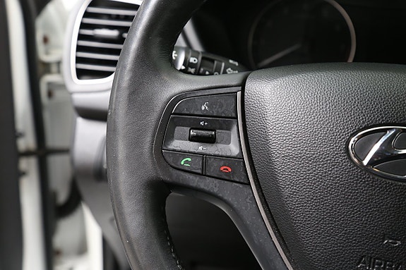 Hyundai i20 15 of 23