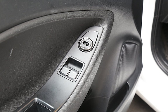 Hyundai i20 11 of 23