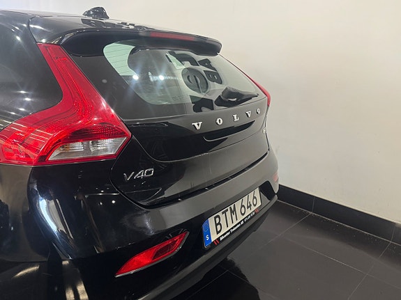 Volvo V40 5 of 9