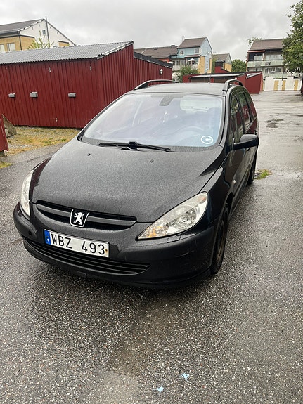 Peugeot 307 3 of 9