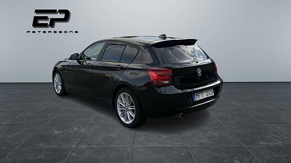 BMW 120d 5 of 11