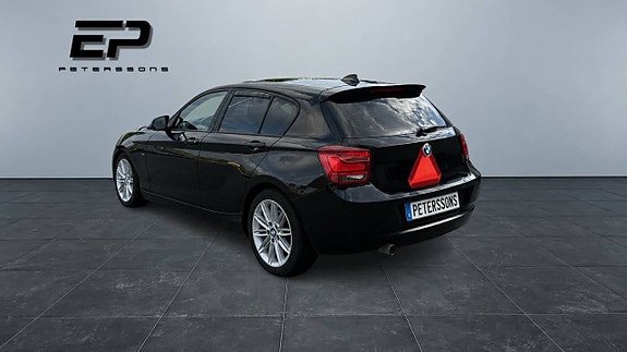 BMW 120d 5 of 11