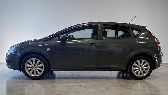 Seat Leon 9 of 14