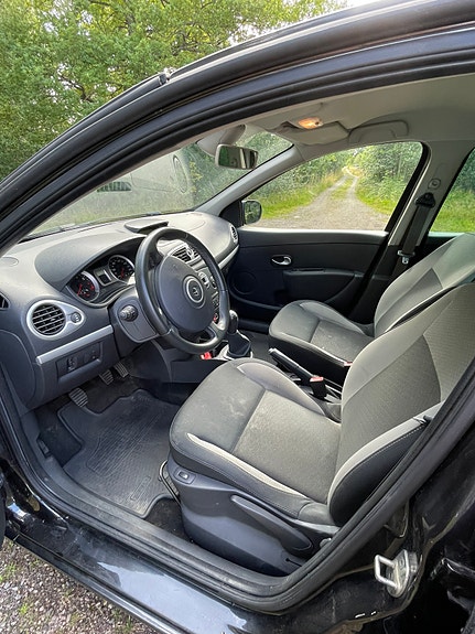 Renault Clio 4 of 7