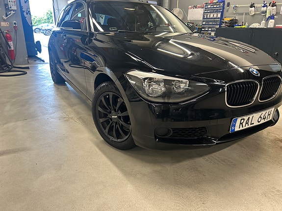 BMW 116i 5 of 9