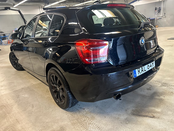 BMW 116i 7 of 9