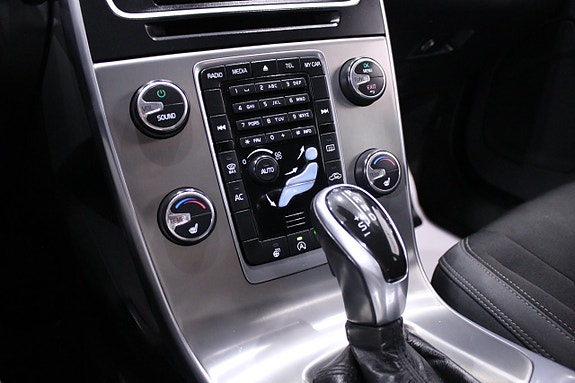 Volvo V60 23 of 25