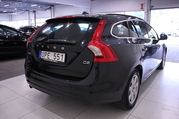 Volvo V60 7 of 25