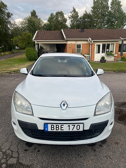 Renault Megane III 8 of 17