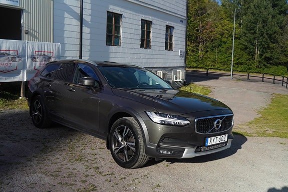 Volvo V90 Cross Country 29 of 30