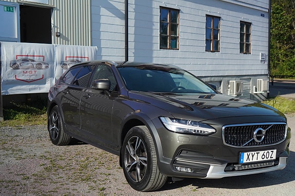 Volvo V90 Cross Country