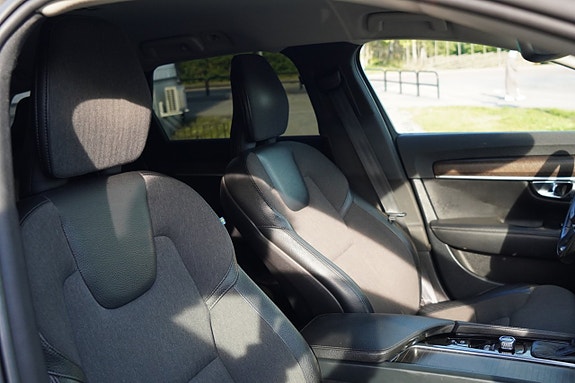 Volvo V90 Cross Country 27 of 30