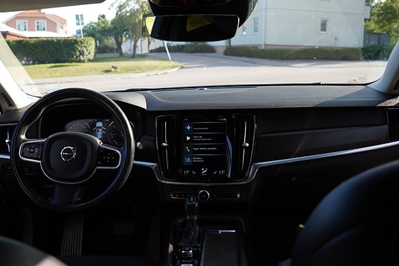 Volvo V90 Cross Country 14 of 30