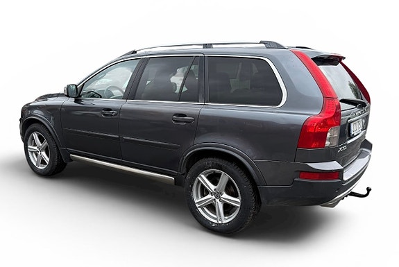 Volvo XC90 2 of 2
