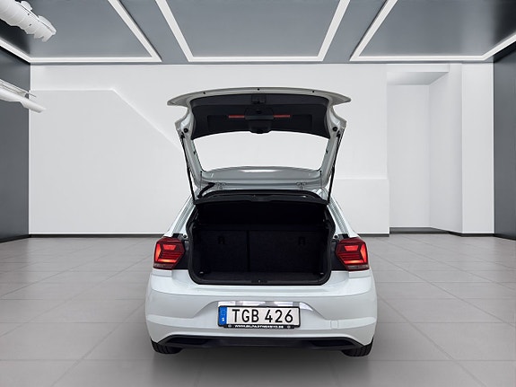 Volkswagen Polo 16 of 16