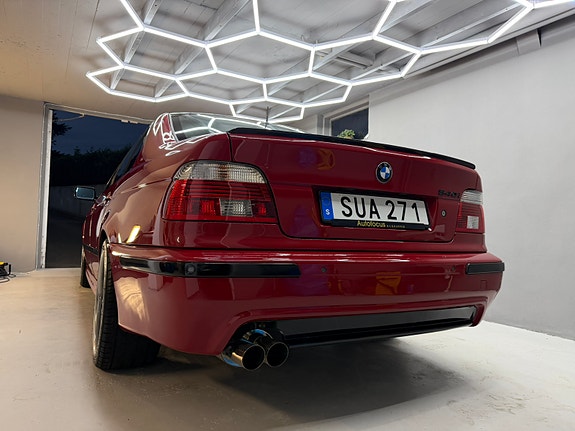 BMW 540i 5 of 10