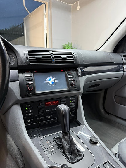 BMW 540i 10 of 10