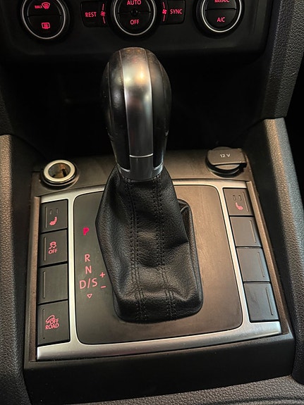 Volkswagen Amarok 10 of 22