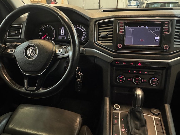 Volkswagen Amarok 12 of 22