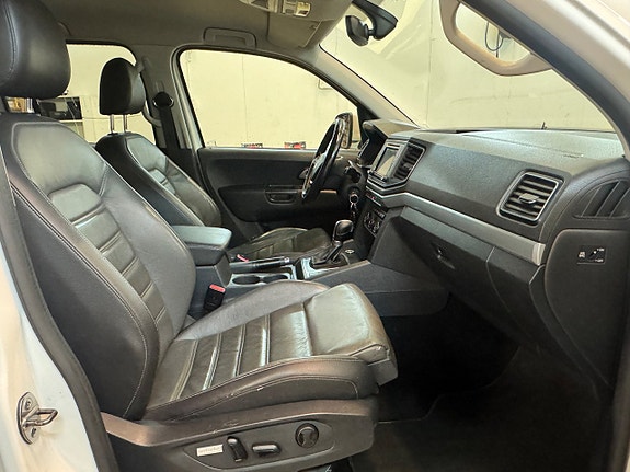 Volkswagen Amarok 18 of 22
