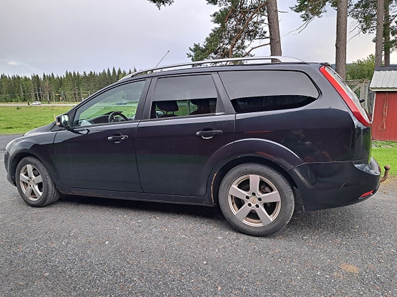Ford Focus 4 of 19