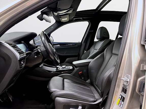BMW iX3 8 of 21